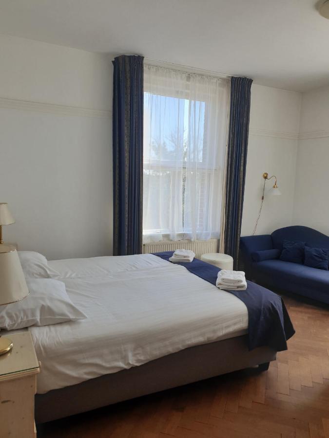 Landgoed Huize Glory Hotel Bergen aan Zee Exterior photo